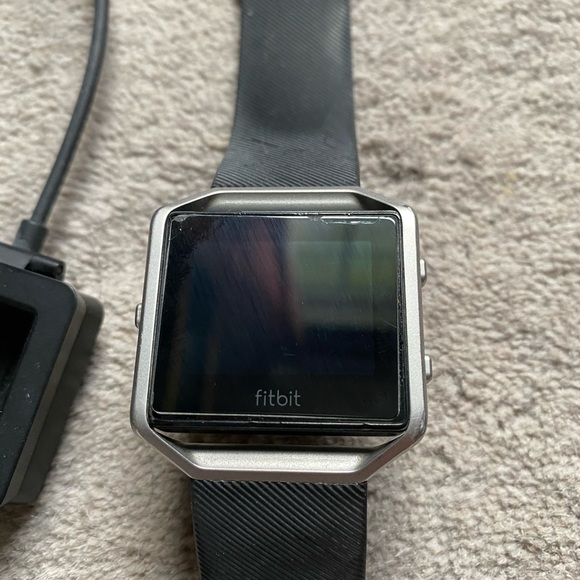 FitBit Blaze and Accessories - Picture 3 of 5